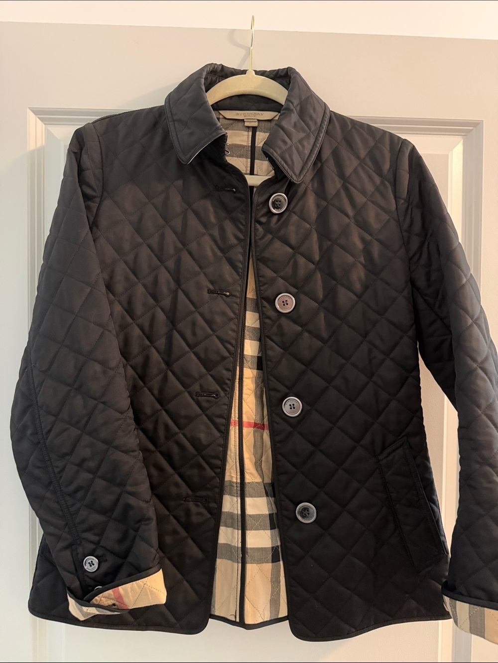 Burberry women’s jacket classic quilted